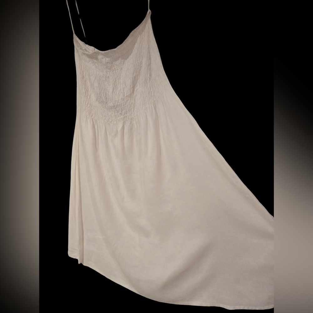 Rivieras Strapless Smocked Bodice Chemise